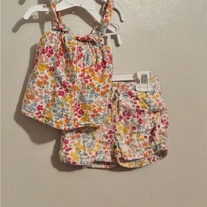 Old Navy Floral Print Outfit